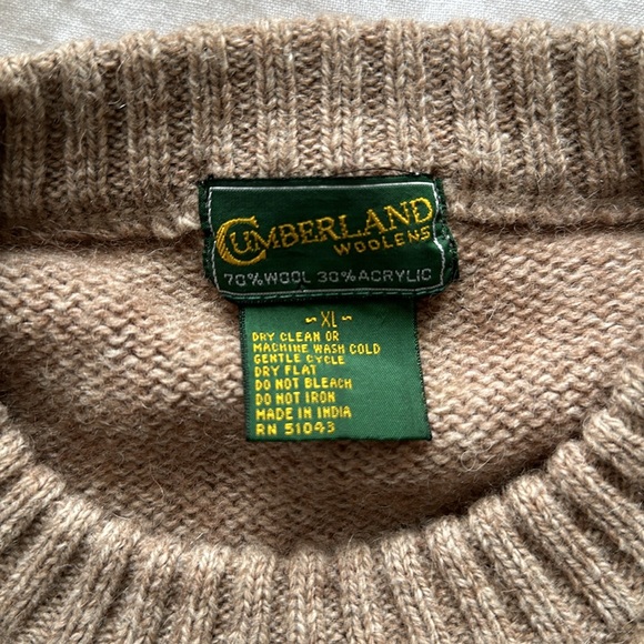 Vintage Cumberland Woolens Wool sweater, size XL - Picture 5 of 8